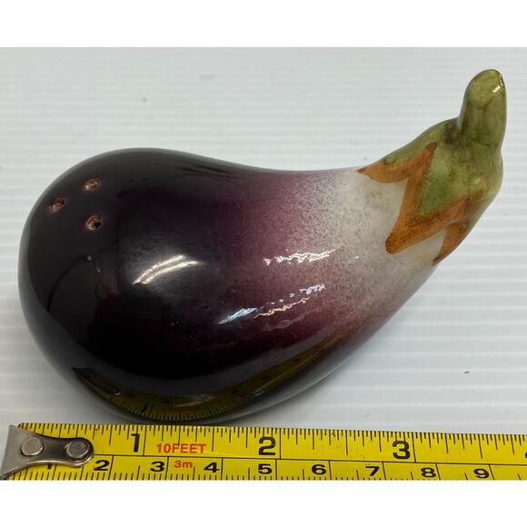 Vtg Mixed Tabasco Pepper & Eggplant Ceramic Salt & Pepper Shakers AAA3027 - Picture 3 of 11